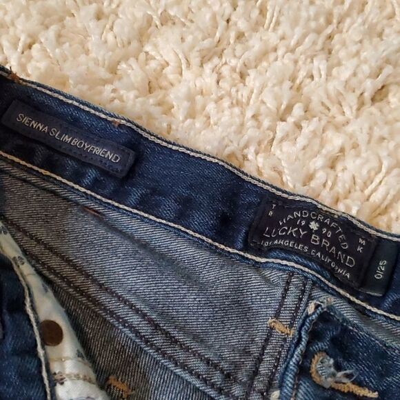 LUCKY BRAND SIENNA SLIM BOYFRIEND Distressed Jeans - Picture 5 of 9